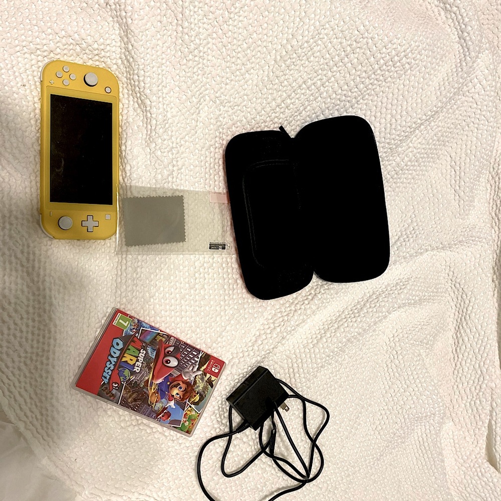 Nintendo Switch Lite Yellow